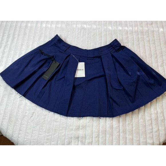 FOREVER 21 Dresses & Skirts - Forever 21 WGA Apparel Pleated Micro Mini Skirt with Belt Loops NWT